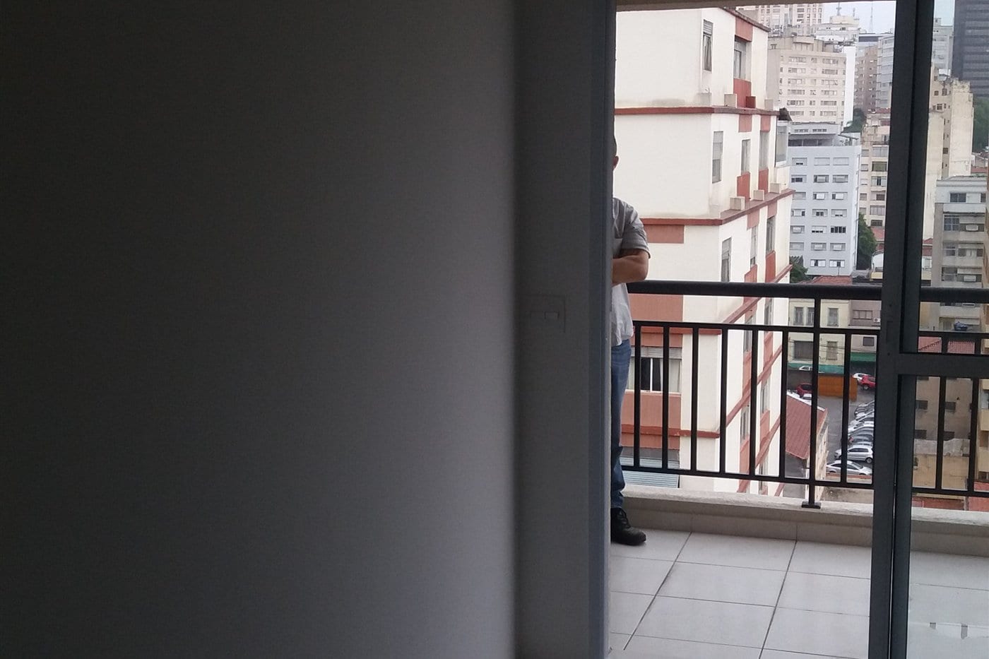 Bela Vista antes: a sala e a varanda separadas, antes da integração.
