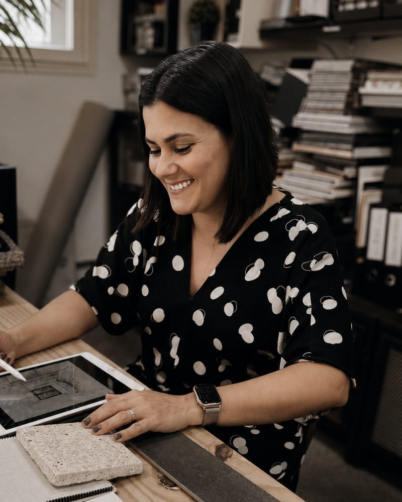 Fabiola de Souza, cofundadora e diretora financeira de obras da INSIDE, 2022, acervo INSIDE